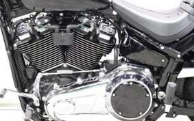 HARLEY FXBR 2018 YEJ