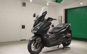 HONDA FORZA 250