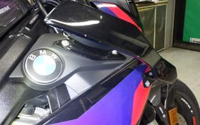BMW M1000R 2023