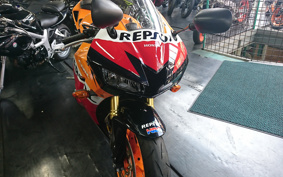 HONDA CBR600RR 2016 PC40