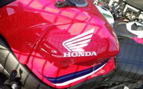 HONDA CBR650R E-Clutch 2025 RH17