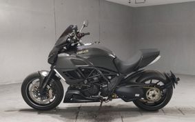 DUCATI DIAVEL CARBON 2011 G100AB