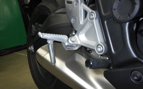 HONDA CBR650R E-Clutch 2025 RH17