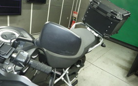 SUZUKI Vｽﾄﾛｰﾑ1000A 2016 VU51A