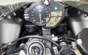 YAMAHA YZF-R1 2010