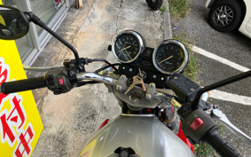 SUZUKI GSX250 ZR250C