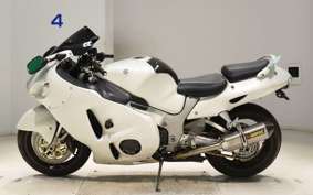 SUZUKI GSX-1300R HAYABUSA 2002