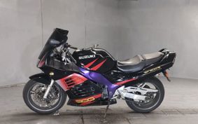 SUZUKI RF900R GT73A