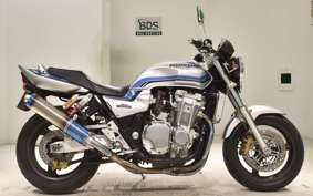 HONDA CB1300SF SUPER FOUR 2000 SC40