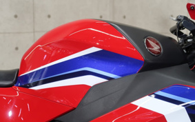 HONDA CBR600RR 2022 PC40