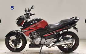 SUZUKI GSR250 1999