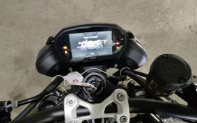 TRIUMPH  TRIUMPH  STREET  TRIPLE RS HDA614