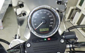 HARLEY XL883LI 2011