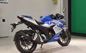 SUZUKI GIXXER 250 SF 2005
