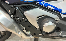 HONDA X-ADV 750 2026 RH21