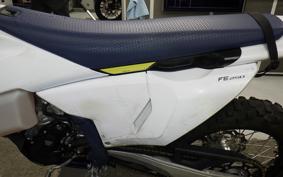 HUSQVARNA FE250