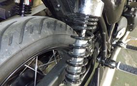 TRIUMPH BONNEVILLE T100 2025