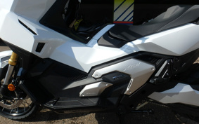 HONDA X-ADV 750 2025 RH21