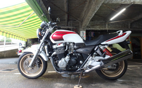 HONDA CB1300SF SUPER FOUR 1998 SC40
