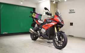 BMW S1000XR 2016