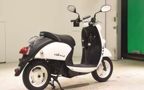 YAMAHA E-VINO 2019 SY11J