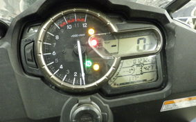 SUZUKI Vｽﾄﾛｰﾑ1000A 2015 VU51A