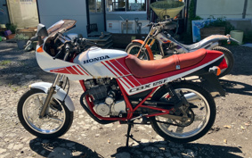 HONDA CBX125F JC11