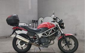 HONDA VTR 250 MC33