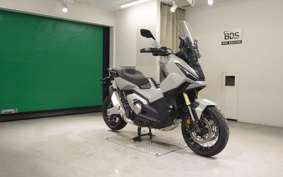 HONDA X-ADV 750 2025 RH21