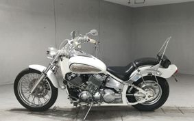 YAMAHA DRAGSTAR 400 2002 VH01J