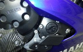 YAMAHA YZF-R1 2005