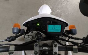 YAMAHA SEROW 250 DG11J