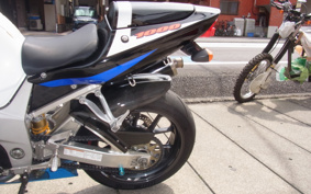 SUZUKI GSX-R1000 2001 GT74A