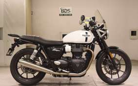 TRIUMPH STREET TWIN 2017