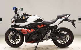 SUZUKI GSX250R