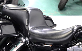 HARLEY FLD 2014 GZ4