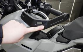 HONDA X-ADV 750 2025 RH21