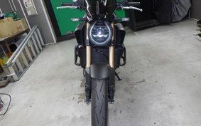 HONDA CB650R E-Clutch 2024 RH17