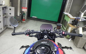 BMW M1000R 2023