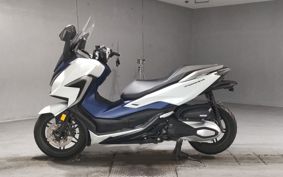 HONDA FORZA MF15