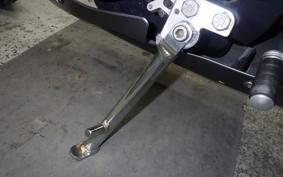 TRIUMPH STREET TRIPLE R 2010