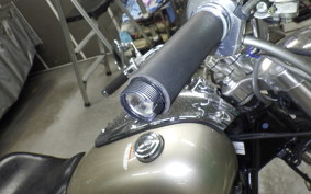 YAMAHA XV1600A ROADSTAR 2001