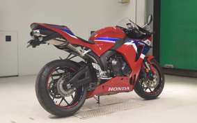 HONDA CBR600RR 2025 PC40
