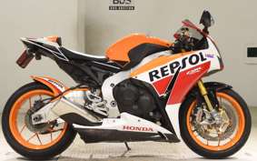HONDA CBR1000RR SPECIAL EDITION 2015 SC59