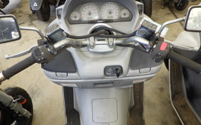 SUZUKI SKYWAVE 250 (Burgman 250) S 2 2002 CJ43A