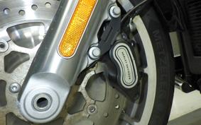 HARLEY FLBS 1870 2023