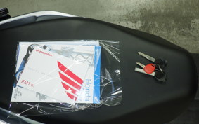 HONDA EM1 e: EF16