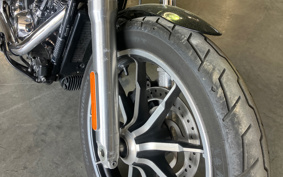 HARLEY HARLEY FXLR1340 2018 YNJ