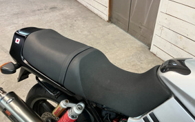 SUZUKI INAZUMA 1200 1999 GV76A