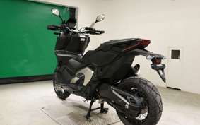 HONDA X-ADV 750 2022 RH10